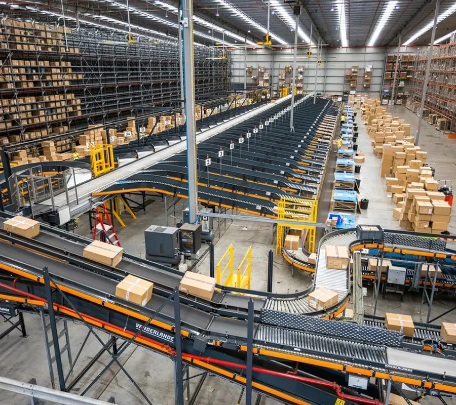 Pack stage — conveyor belt packing line
